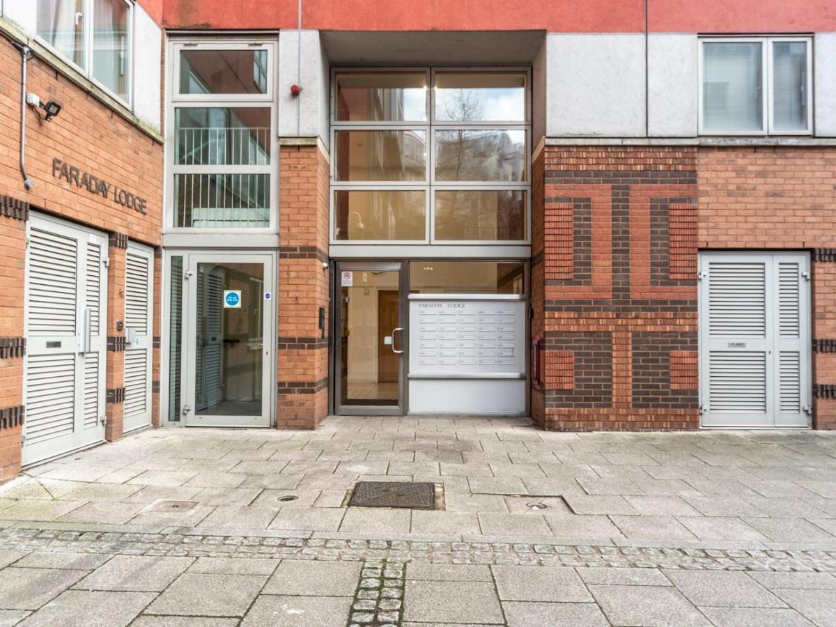 Pass The Keys Riverside Amazing Flat In London Close To The O2 ภายนอก รูปภาพ
