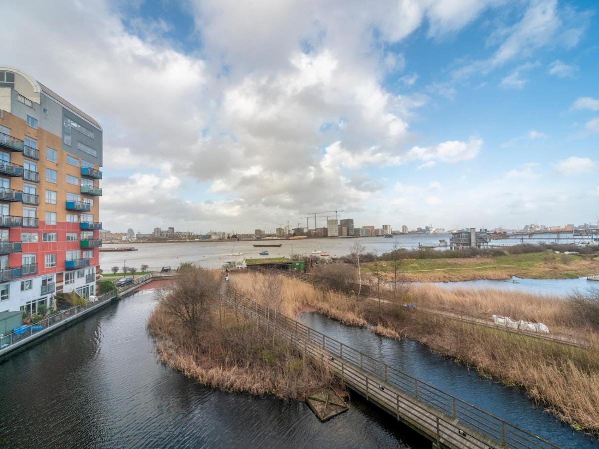 Pass The Keys Riverside Amazing Flat In London Close To The O2 ภายนอก รูปภาพ